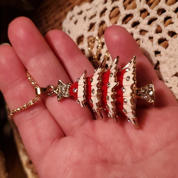 NWTO Betsey Johnson Christmas tree necklace - Picture 7 of 7